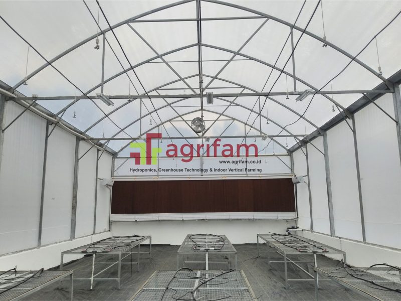 Smart Greenhouse IPB Bogor - AgriFam Indonesia
